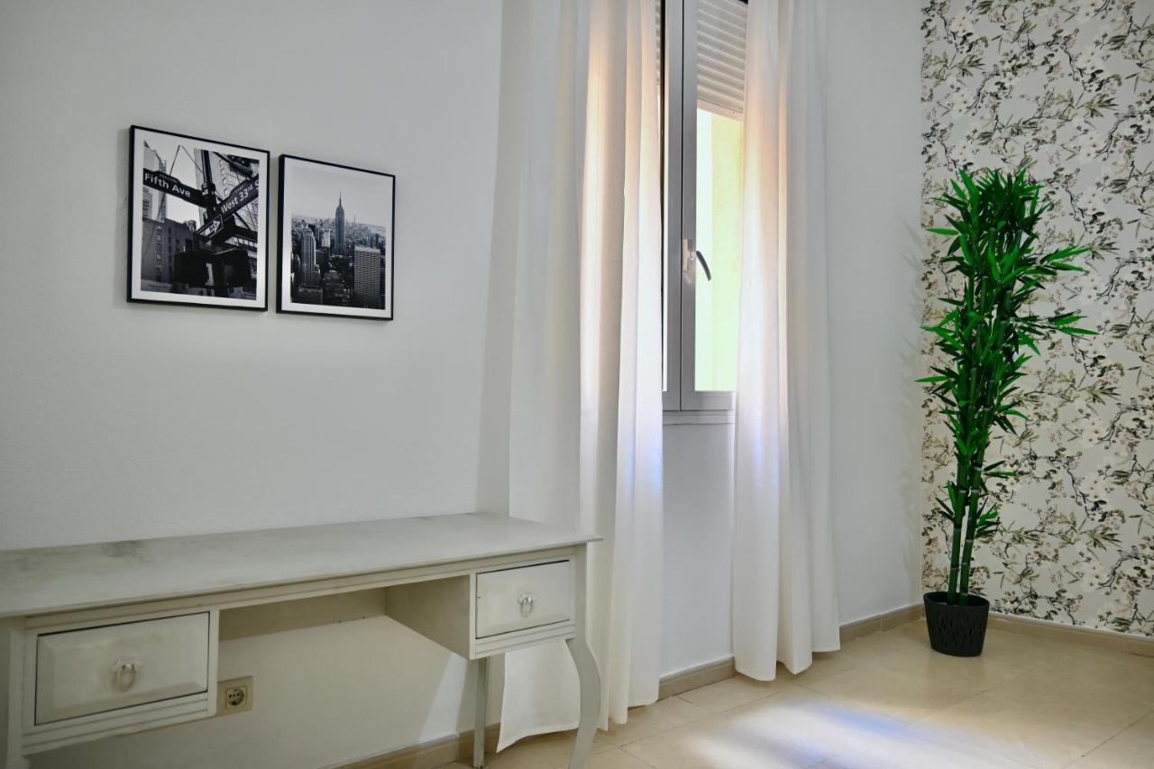 For You Rentals Centrico Apartamento Temporal En La Calle Infanta Inf1A Madrid Exterior photo
