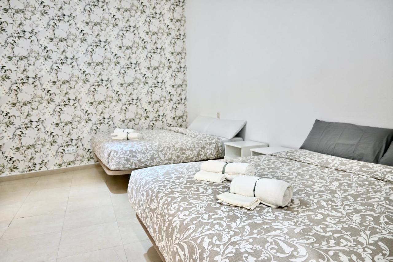 For You Rentals Centrico Apartamento Temporal En La Calle Infanta Inf1A Madrid Exterior photo